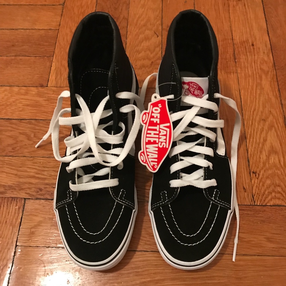 brand new never been worn vans sneakers
